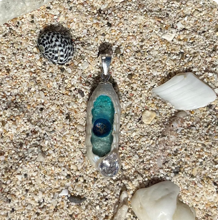 BRANCH branded Kukudushi necklace