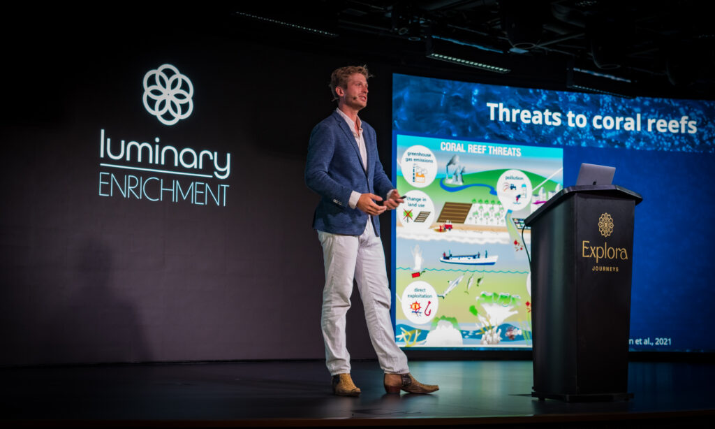 Max van Aalst holding presentation